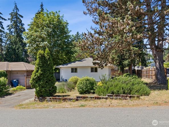 2613 NE 145th Street, Seattle WA 98155