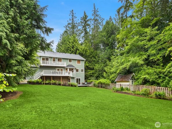 7045 NE Baker Hill Road, Bainbridge Island WA 98110