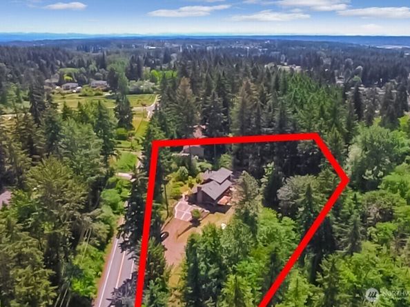 36233 28th Avenue S, Federal Way WA 98003