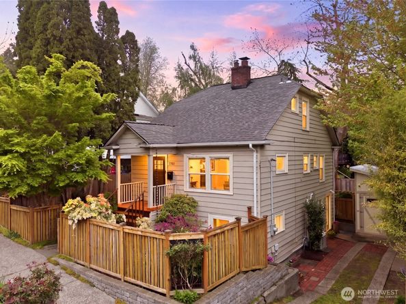 2208 NE 75th Street, Seattle WA 98115