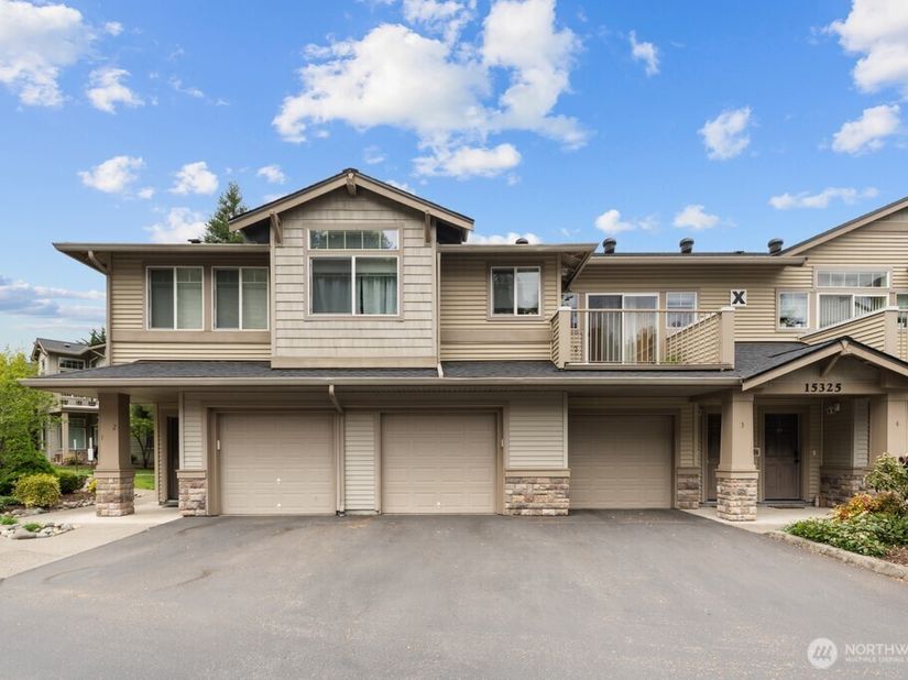 15325 SE 155th Place X1, Renton WA 98058