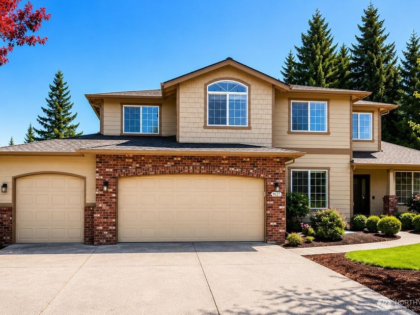 9127 Surrey Lane SW, Mukilteo WA 98275