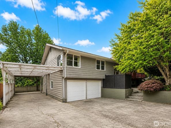 10412 SE 219th Street, Kent WA 98031
