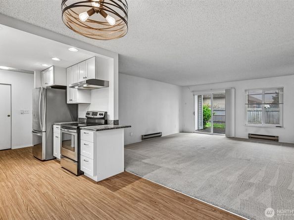 8823 Holly Drive A102, Everett WA 98208