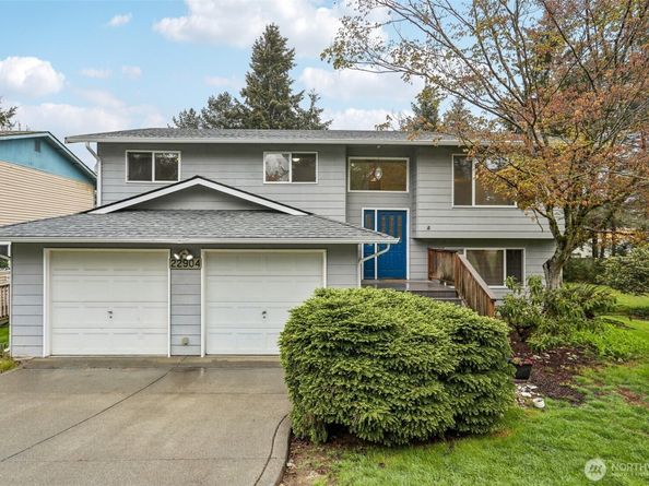 22904 41st Place W, Mountlake Terrace WA 98043