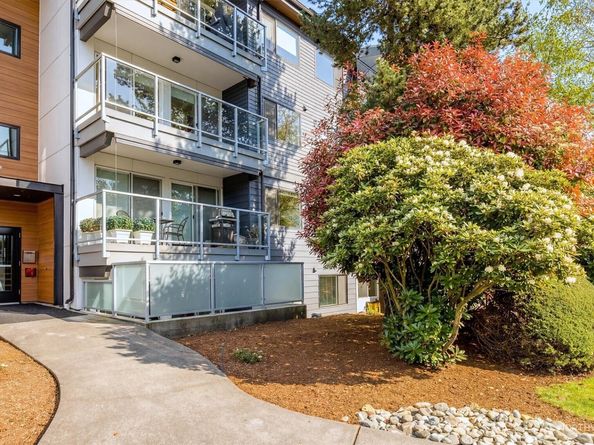 2501 Canterbury Lane E 116, Seattle WA 98112