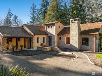 11008 N Deer Drive
