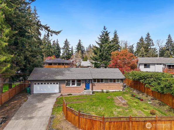 2802 S 304th Street, Federal Way WA 98003