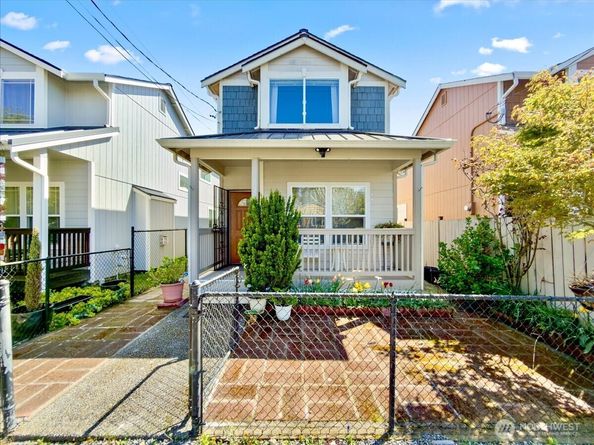 10050 19th Avenue SW, Seattle WA 98146