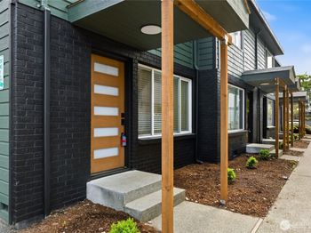 1220 N 137th Street