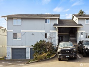 700 Ford Avenue