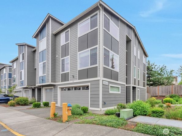 3312 156th Street SW A4, Lynnwood WA 98087
