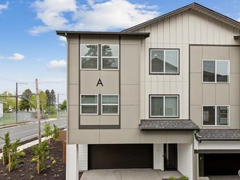 15201 35th Ave W
