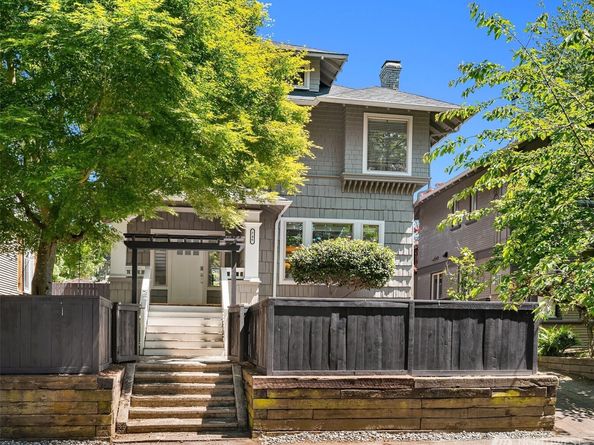 746 Broadway E, Seattle WA 98102