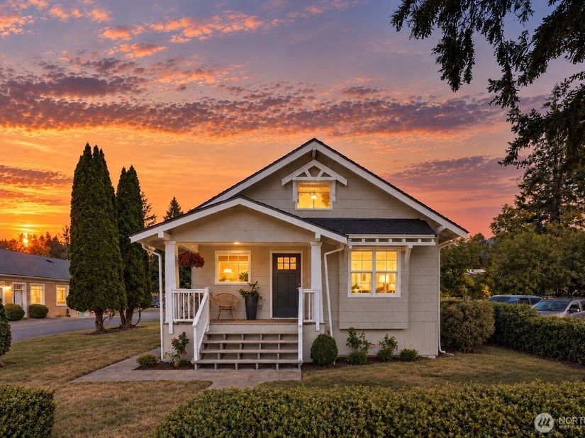 448 Front Street N, Issaquah WA 98027