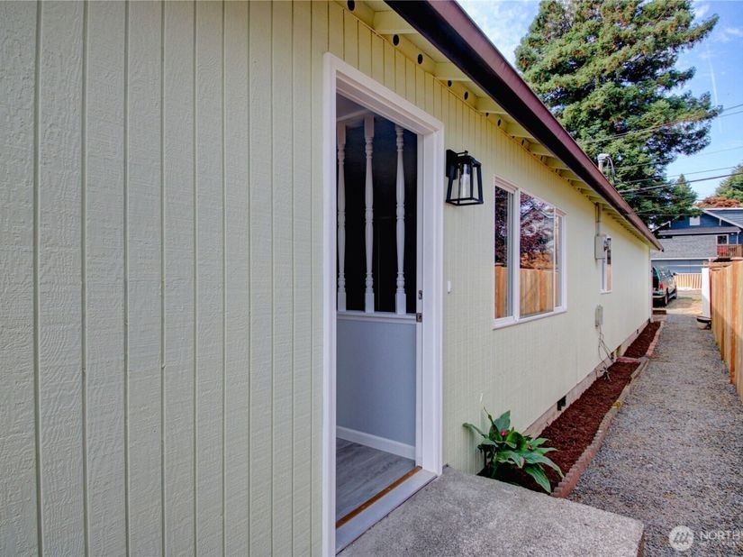 2524 Walnut Street, Everett WA 98201