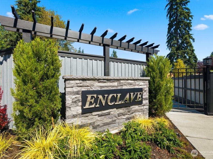 8525 230th Place SW 11, Edmonds WA 98026