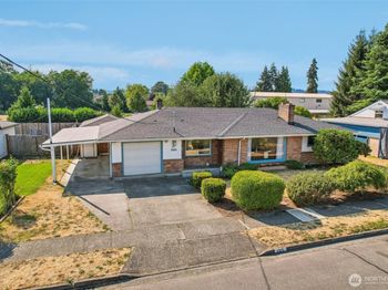 1313 F Street SE