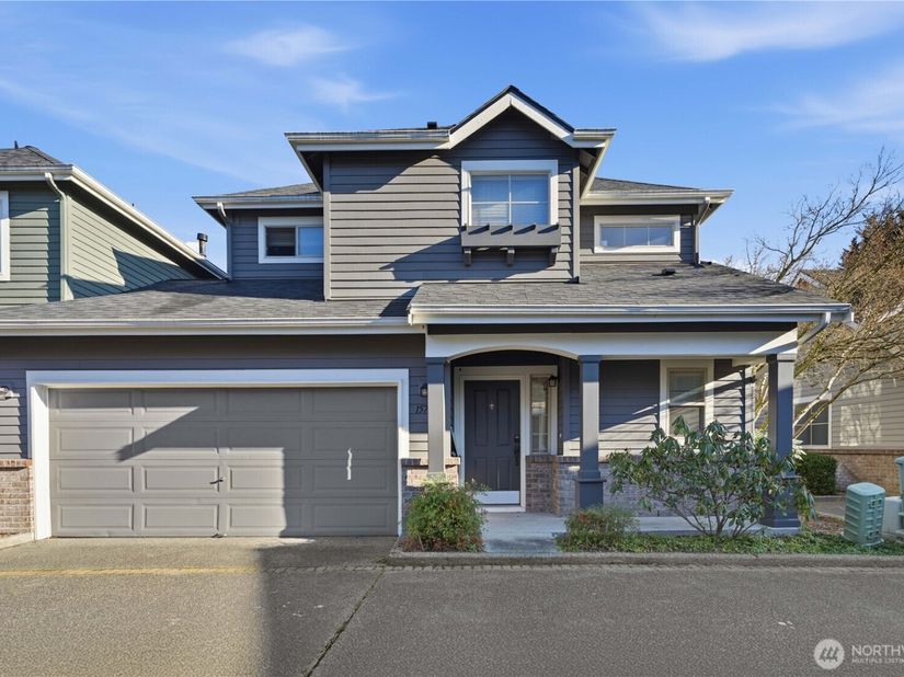 15743 NE 95th Way, Redmond WA 98052