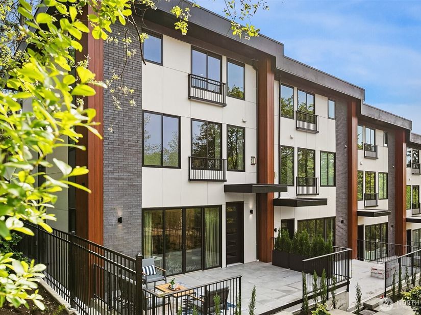 278 118th Avenue SE, Bellevue WA 98005