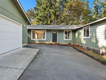 5435 Mustang Lane