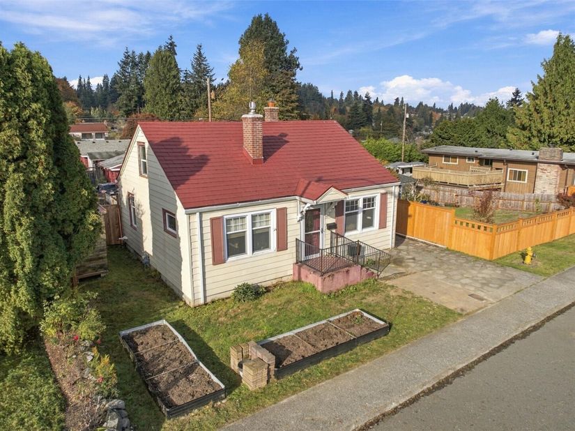 4604 Colby Avenue, Everett WA 98203