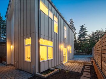 2935 39th Avenue SW
