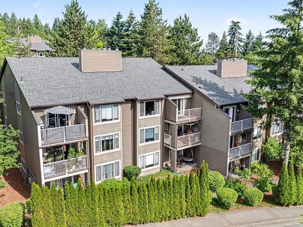 202 Mountain Park Boulevard B303, Issaquah WA 98027