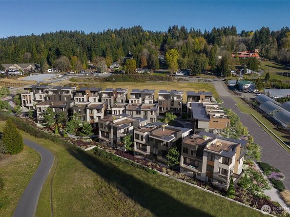 14770 NE 143rd Street 9C, Woodinville WA 98072