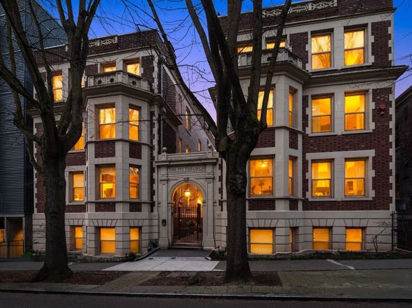 129 Warren Avenue N G, Seattle WA 98109