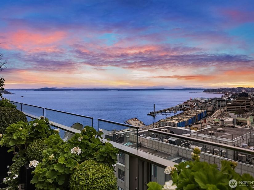 99 Union Street 1704, Seattle WA 98101