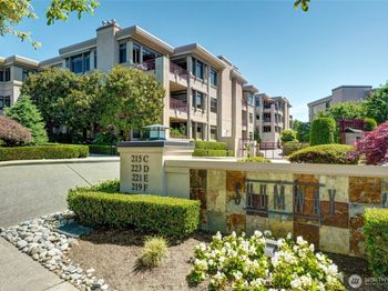 219 5th Avenue S