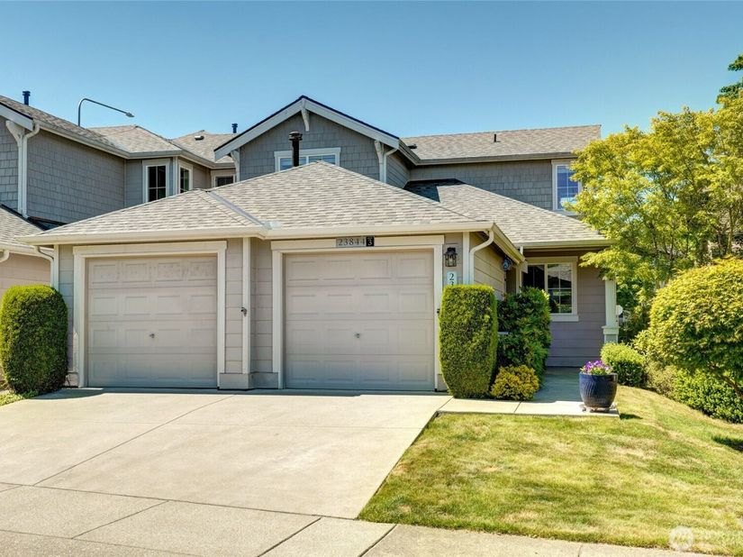 23844 NE 112th Circle 3, Redmond WA 98053