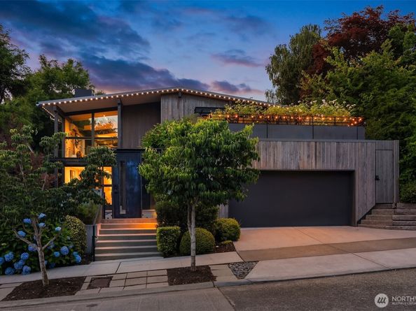 3908 NE 38th Street, Seattle WA 98105