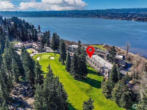 16929 Inglewood Road NE C302, Kenmore WA 98028