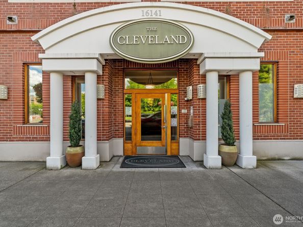 16141 Cleveland Street 416, Redmond WA 98052