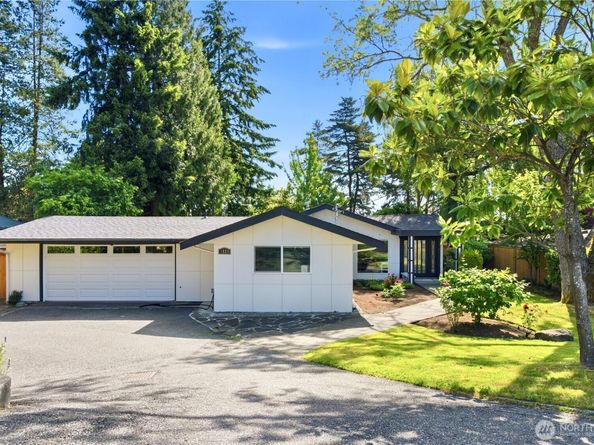 1820 101st Avenue NE, Bellevue WA 98004