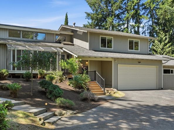 2209 W Lake Sammamish Parkway NE, Redmond WA 98052