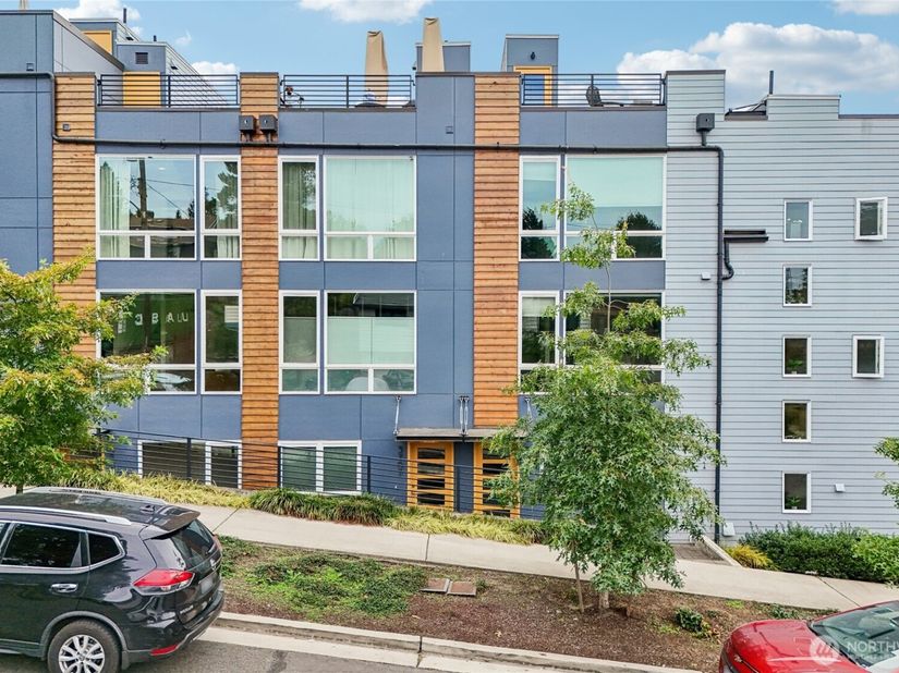 3709 S Dakota Street, Seattle WA 98118