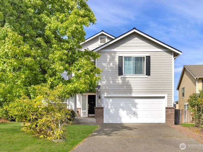 223 243 Avenue SE, Sammamish WA 98074