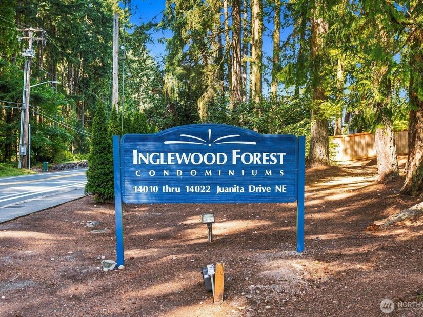 14010 Juanita Drive NE C6, Kirkland WA 98034