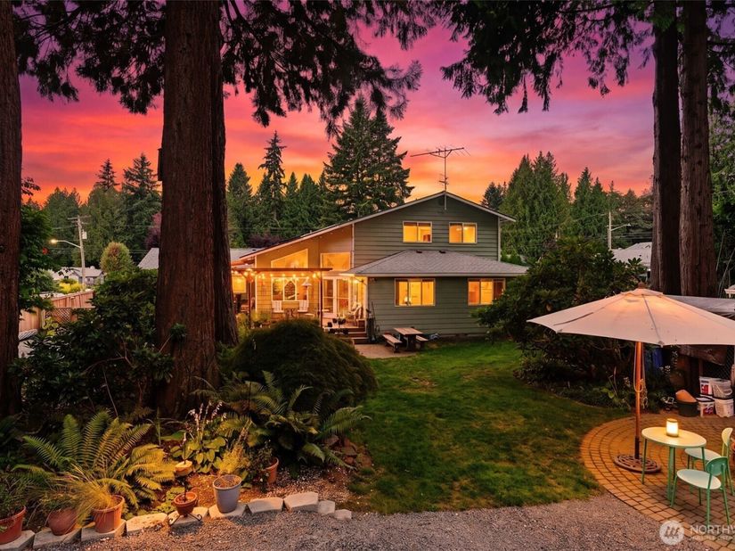 19810 NE 98th Avenue, Bothell WA 98011