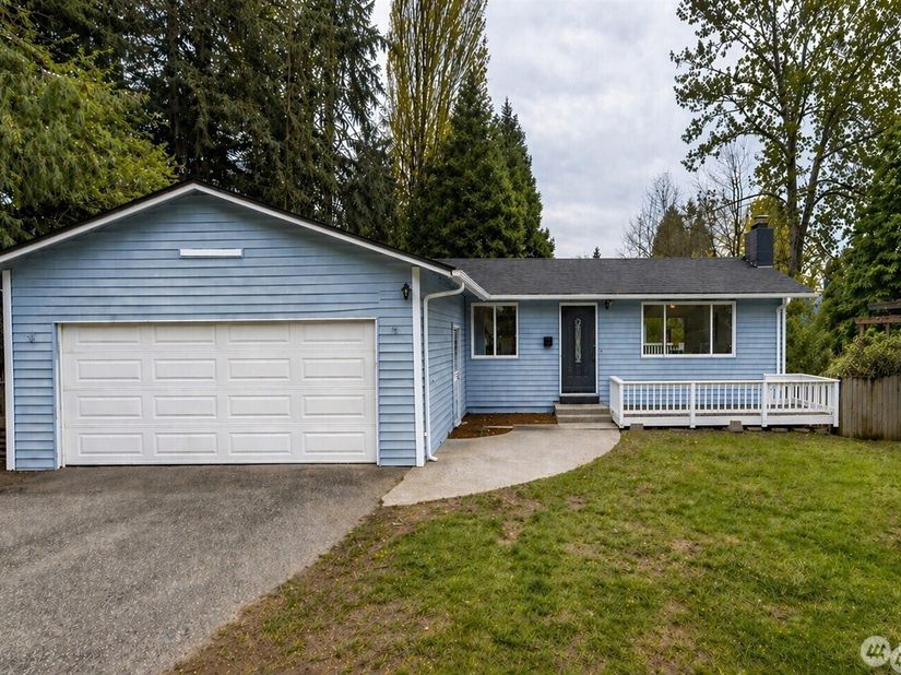 9439 11th Avenue SW, Seattle WA 98106