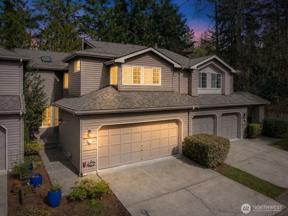 11512 NE 115th Court, Kirkland WA 98033