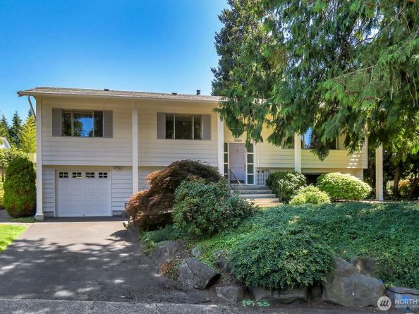 18509 43rd Place W, Lynnwood WA 98037