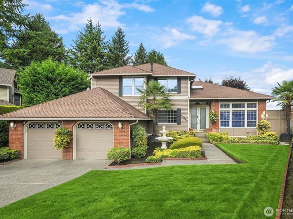 32807 12th Avenue SW, Federal Way WA 98023