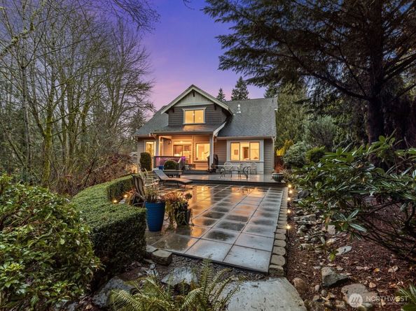 1727 Nile Avenue NE, Renton WA 98059