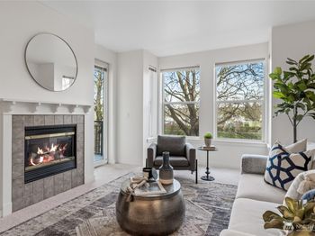 55 Williams Avenue S