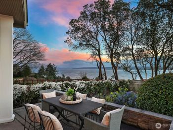 10431 Marine View Drive SW