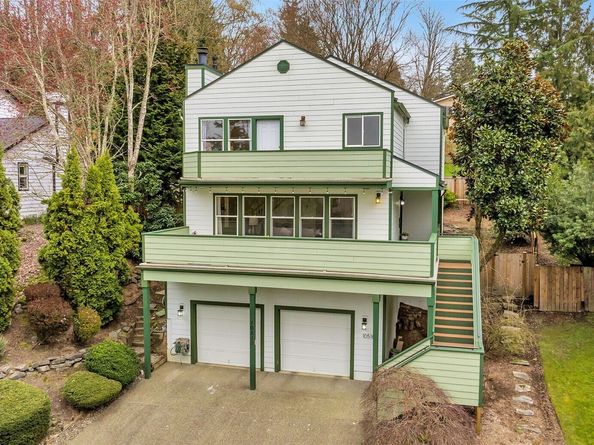 10518 157th Avenue NE, Redmond WA 98052